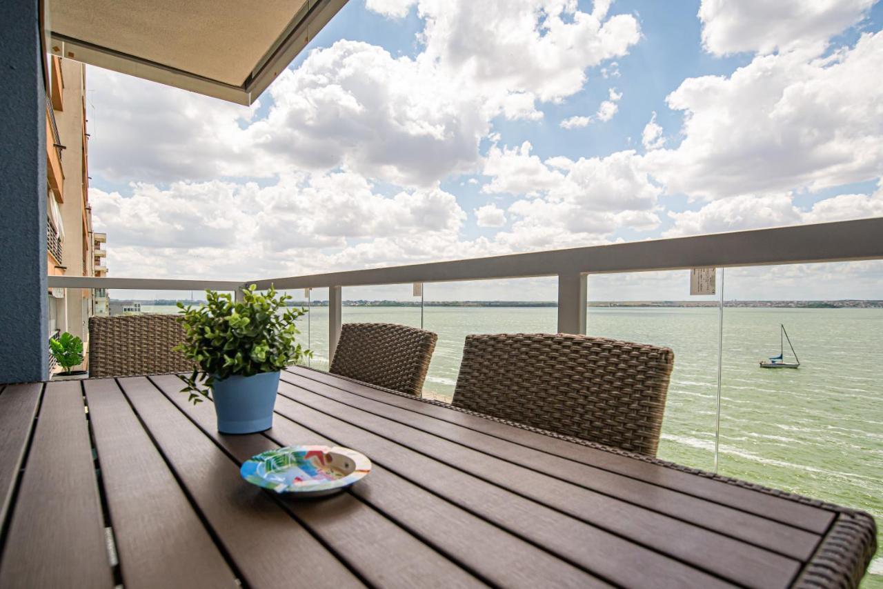 Bythelake Superior Apartment Mamaia